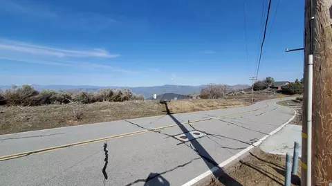 25041 Jacaranda Dr, Tehachapi, CA 93561 photo 22