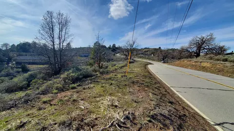 25041 Jacaranda Dr, Tehachapi, CA 93561 photo 19