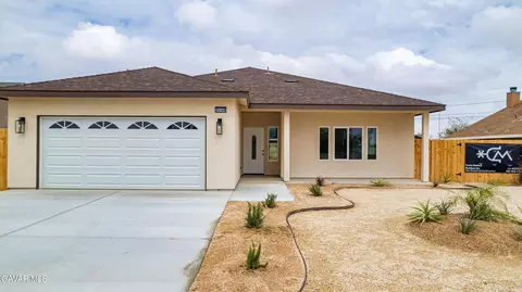 8249 Great Cir Dr, California City, CA 93505