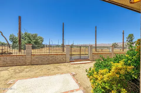Exterior - 14331 Winchester Dr, Mojave, CA 93501 photo 5 of 10