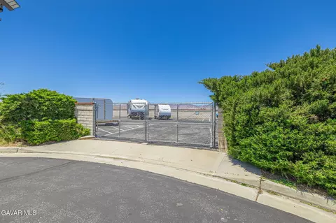 Exterior - 14331 Winchester Dr, Mojave, CA 93501 photo 10 of 10