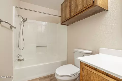 Bath - 14331 Winchester Dr, Mojave, CA 93501 photo 3 of 4