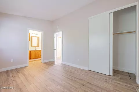 Bedroom - 14331 Winchester Dr, Mojave, CA 93501 photo 2 of 4