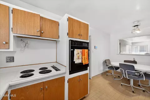 Kitchen - 1213 Griffin Dr, Vallejo, CA 94589 photo 2 of 2
