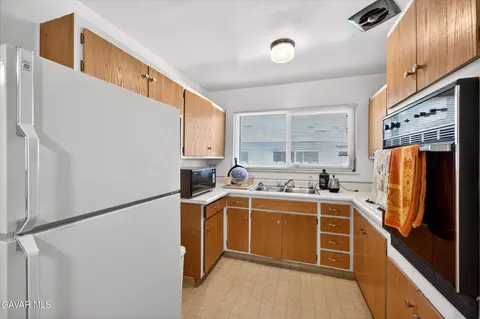 Kitchen - 1213 Griffin Dr, Vallejo, CA 94589 photo 1 of 2