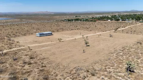 116 East Avenue V-12 # e, Pearblossom, CA 93553
