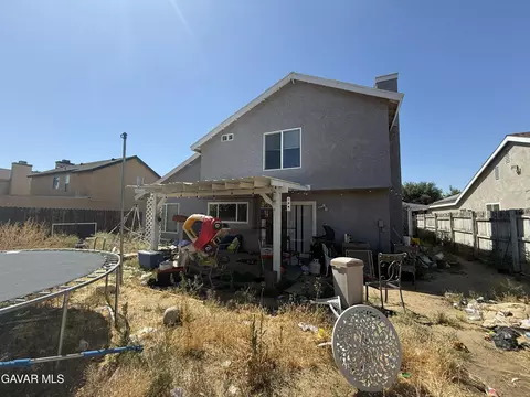 Exterior - 1247 Marion Ave, Lancaster, CA 93535 photo 3 of 5