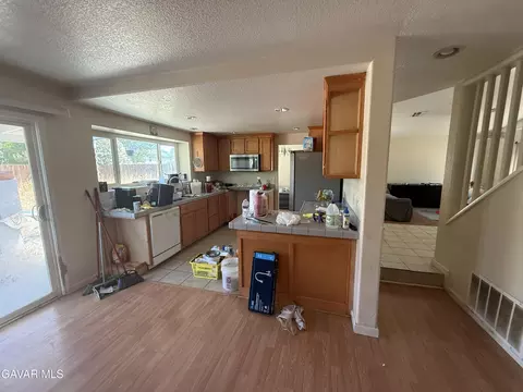 Kitchen - 1247 Marion Ave, Lancaster, CA 93535 photo 1 of 2
