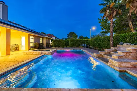 Exterior - 2738 Parton Cir, Lancaster, CA 93536 photo 8 of 19