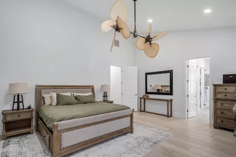 Bedroom - 2738 Parton Cir, Lancaster, CA 93536 photo 3 of 5