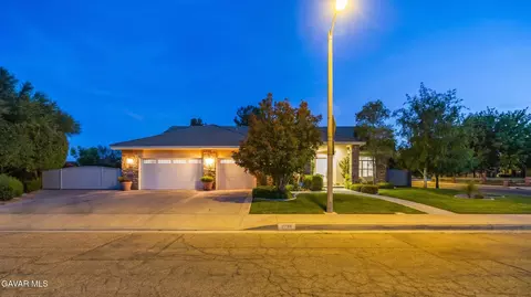Exterior - 2738 Parton Cir, Lancaster, CA 93536 photo 2 of 19