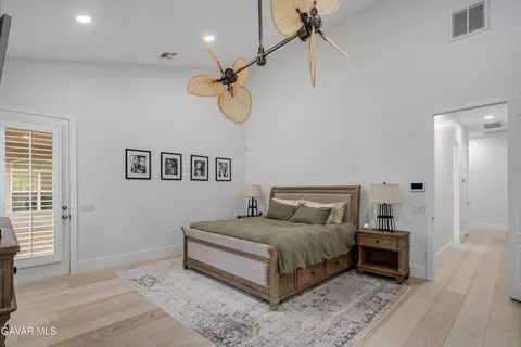 Bedroom - 2738 Parton Cir, Lancaster, CA 93536 photo 2 of 5