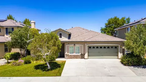 3145 Club Rancho Dr, Palmdale, CA 93551