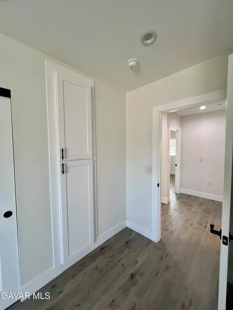 Entry Way - 9737 E Avenue Q-4, Littlerock, CA 93543 photo 4 of 4