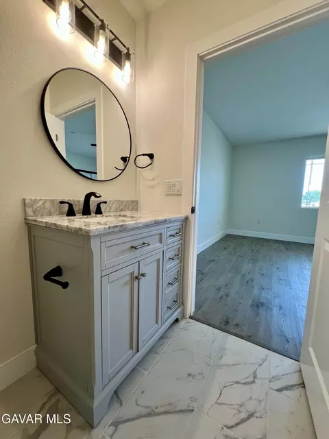 Bath - 9737 E Avenue Q-4, Littlerock, CA 93543 photo 7 of 12