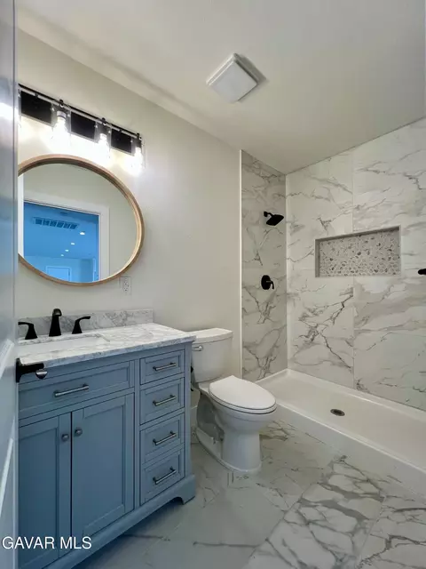 Bath - 9737 E Avenue Q-4, Littlerock, CA 93543 photo 1 of 12