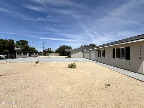 Exterior - 9737 E Avenue Q-4, Littlerock, CA 93543 photo 6 of 7