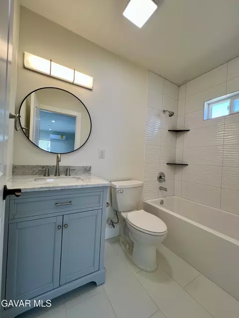 Bath - 9737 E Avenue Q-4, Littlerock, CA 93543 photo 8 of 12
