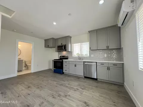 Kitchen - 9737 E Avenue Q-4, Littlerock, CA 93543 photo 14 of 15
