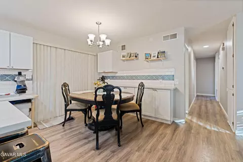 Dining - 42901 Willow West Ct, Lancaster, CA 93536 photo 1 of 1