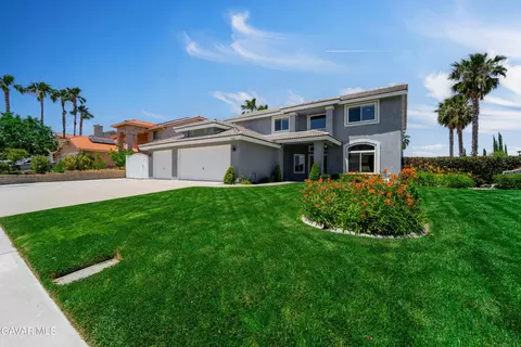 7305 Dana Dr, Palmdale, CA 93551