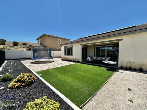 Exterior - 39186 Pinto Ct, Palmdale, CA 93551 photo 12 of 19