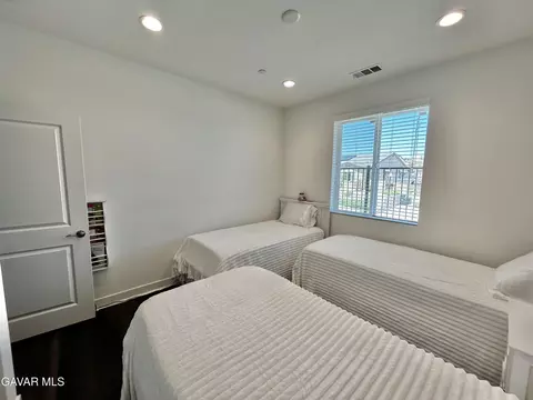 Bedroom - 39186 Pinto Ct, Palmdale, CA 93551 photo 2 of 5