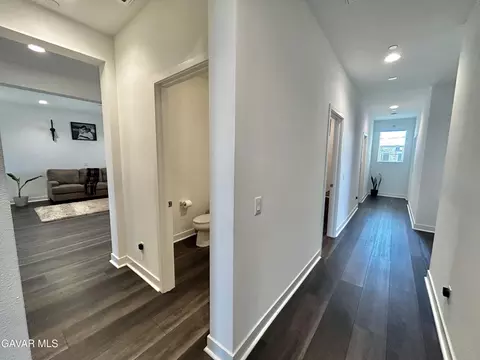 Entry Way - 39186 Pinto Ct, Palmdale, CA 93551 photo 4 of 8