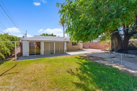 Exterior - 37627 3rd St, Palmdale, CA 93550 photo 4 of 6