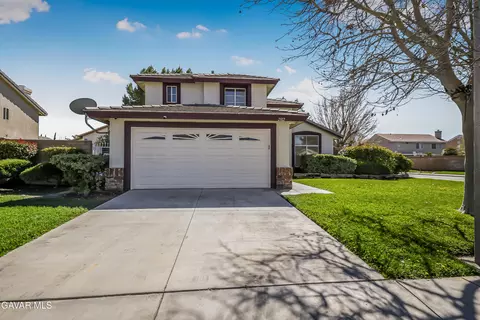 2812 Minford St, Lancaster, CA 93536