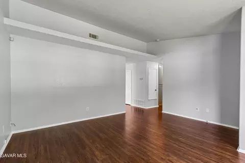 Living - 43637 6th St, Lancaster, CA 93535 photo 3 of 8