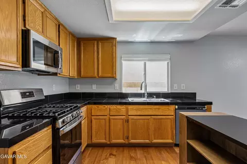 Kitchen - 43637 6th St, Lancaster, CA 93535 photo 2 of 3