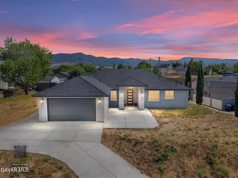 20112 Clubview Dr, Tehachapi, CA 93561