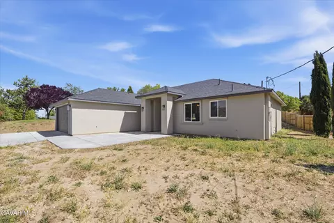 Other - 20112 Clubview Dr, Tehachapi, CA 93561 photo 3 of 8
