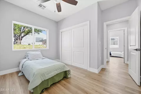 Bedroom - 20112 Clubview Dr, Tehachapi, CA 93561 photo 5 of 7