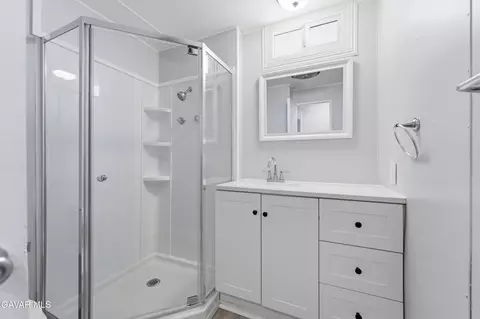 Bath - 3157 E Avenue I #E2, Lancaster, CA 93535 photo 1 of 1