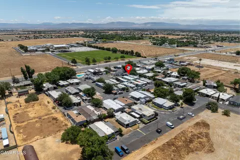 View/Area - 3157 E Avenue I #E2, Lancaster, CA 93535 photo 7 of 7