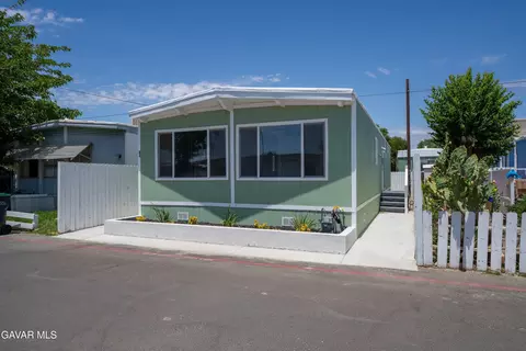 3157 E Avenue I #E2, Lancaster, CA 93535