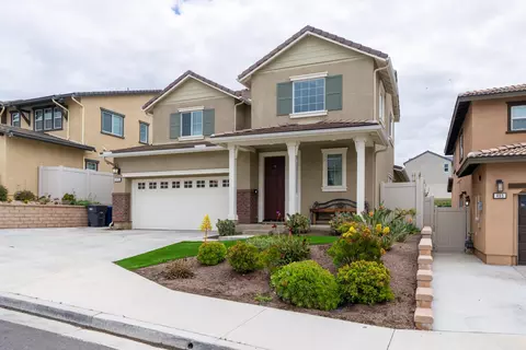 411 Calabrese St, Fallbrook, CA 92028