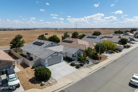 View/Area - 5829 Vahan Ct, Lancaster, CA 93536 photo 1 of 6