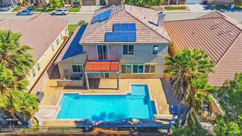 3548 Tournament Dr, Palmdale, CA 93551