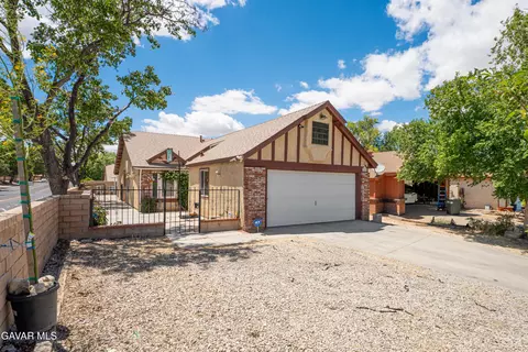 37603 Melton Ave, Palmdale, CA 93550