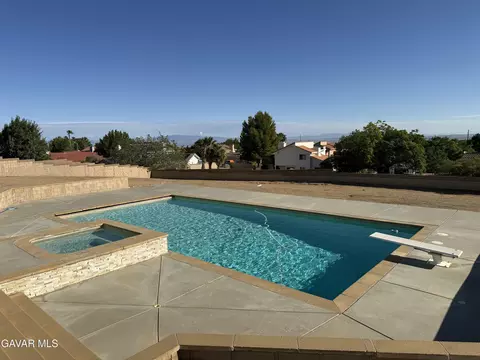 Exterior - 5311 Windcrest Ct, Palmdale, CA 93551 photo 11 of 28