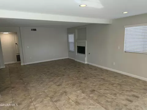 Living - 5311 Windcrest Ct, Palmdale, CA 93551 photo 4 of 8