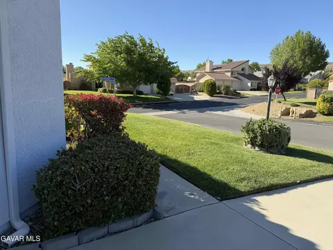Exterior - 5311 Windcrest Ct, Palmdale, CA 93551 photo 8 of 28