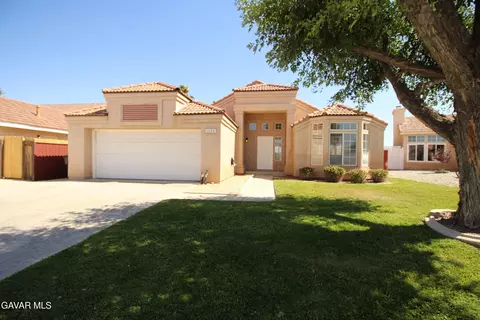 1132 Hastings Ave, Rosamond, CA 93560