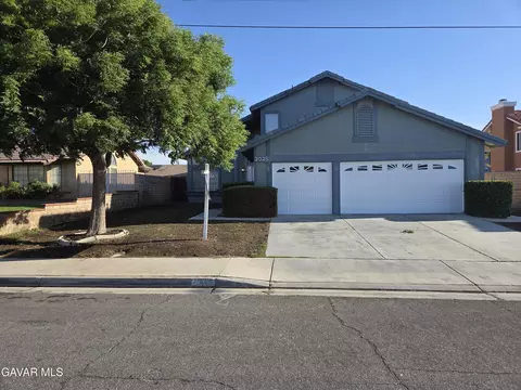 2025 W Avenue P8, Palmdale, CA 93551