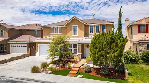 3907 Tournament Dr, Palmdale, CA 93551