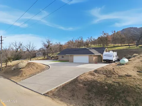 Other - 17820 Bold Venture Dr, Tehachapi, CA 93561 photo 3 of 18
