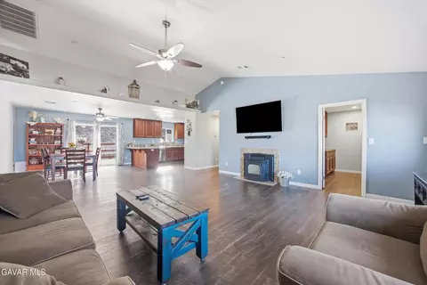 Other - 17820 Bold Venture Dr, Tehachapi, CA 93561 photo 8 of 18